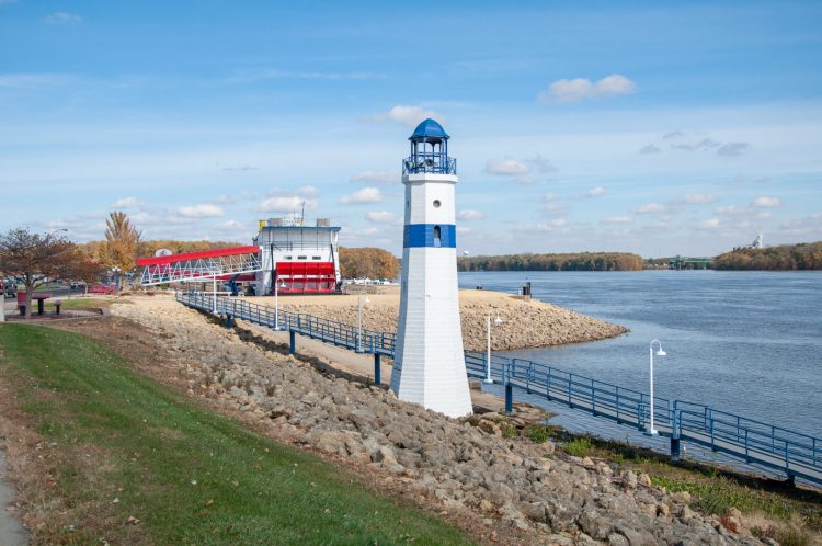 Clinton, IA Real Estate & Homes for Sale